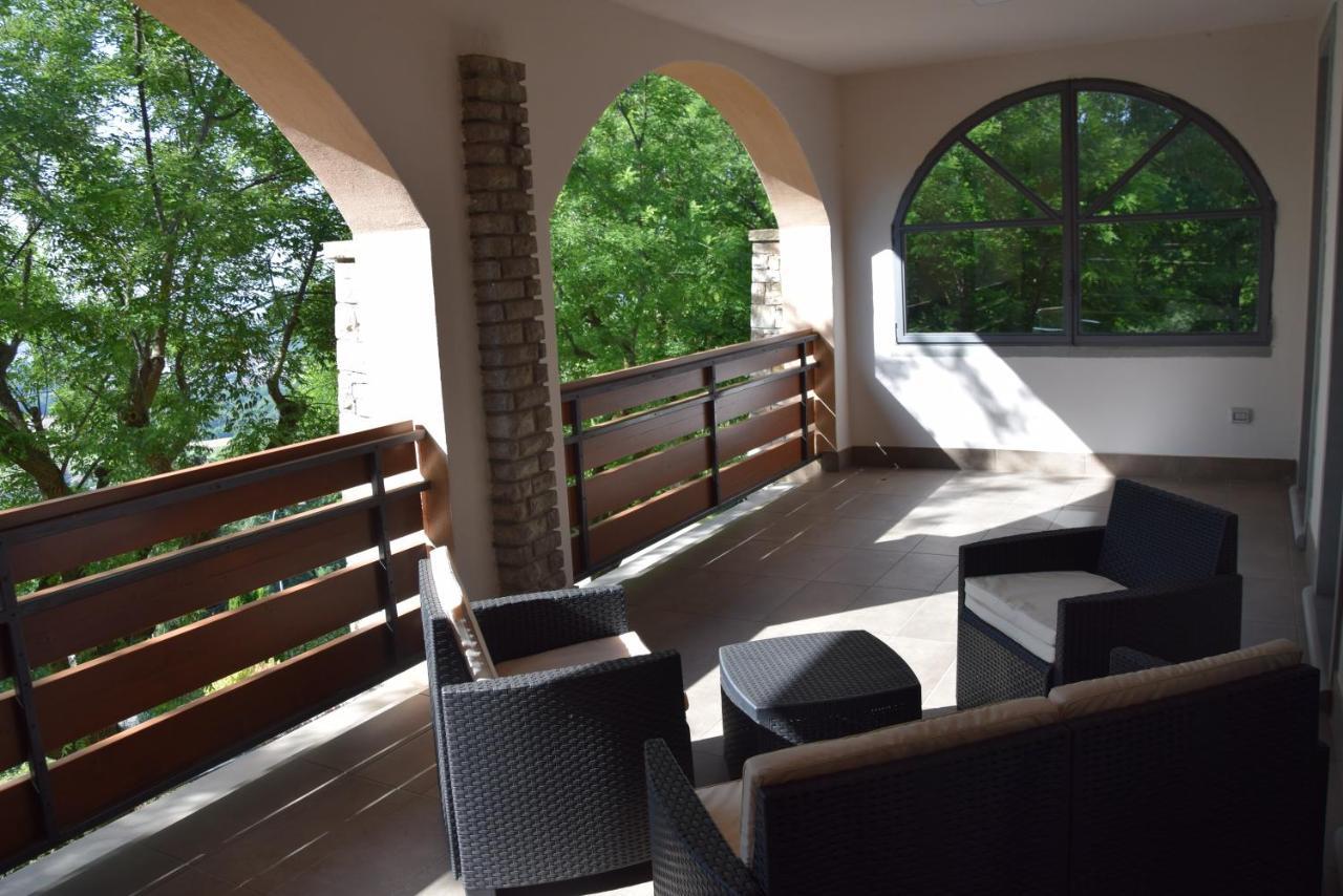 Sotto il MonteAl-Colle住宿加早餐旅馆 外观 照片